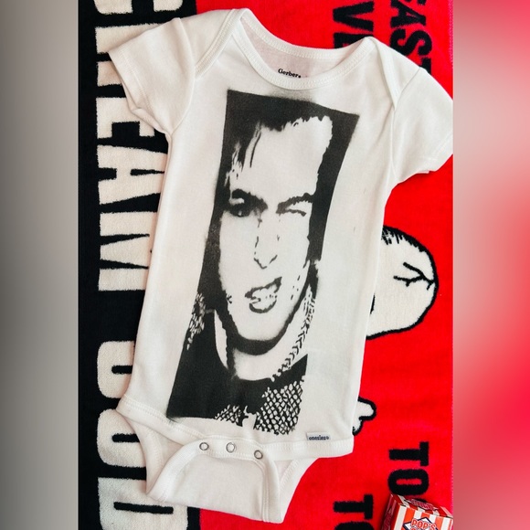 Sid Vicious punk rock Sex Pistols goth rave Harajuku soft baby onesie 6-9M - Picture 2 of 12